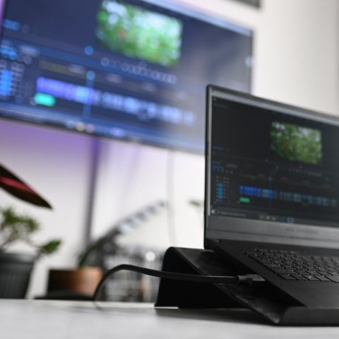 Kabel Green Cell GC StreamPlay HDMI - HDMI 2.0b 5m z obsługą 4K 60 Hz Kabel Green Cell GC StreamPlay HDMI - HDMI 2.0b 5m z obsługą 4K 60 Hz